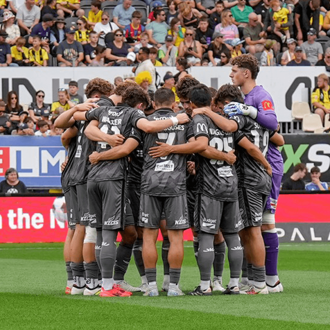 Wellington Phoenix v Wester Sydney Wanderers FC